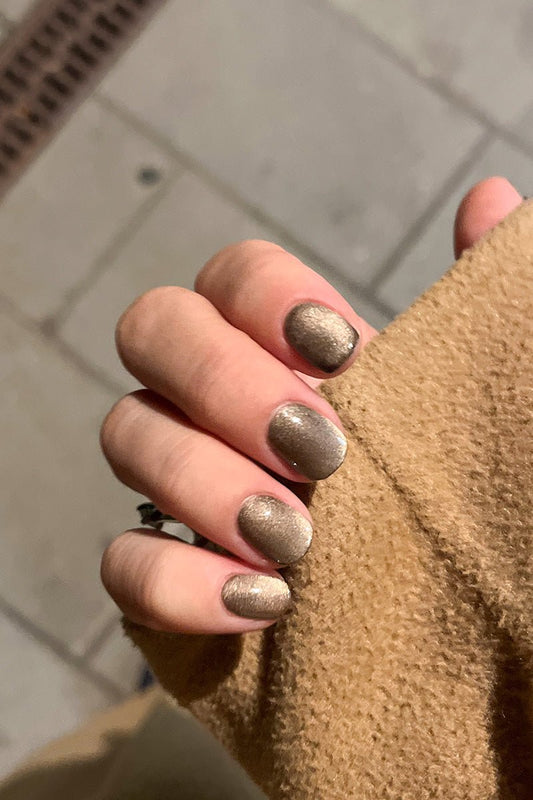 Dark Marble Cat Eye · 495 | Nailster Denmark