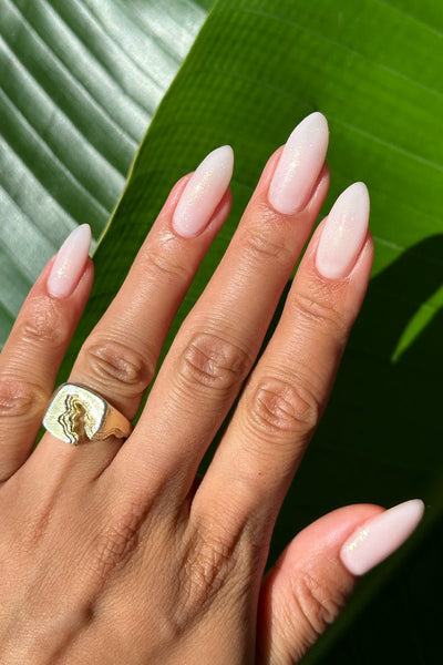 Delicate Shimmer · 477 | Nailster Denmark