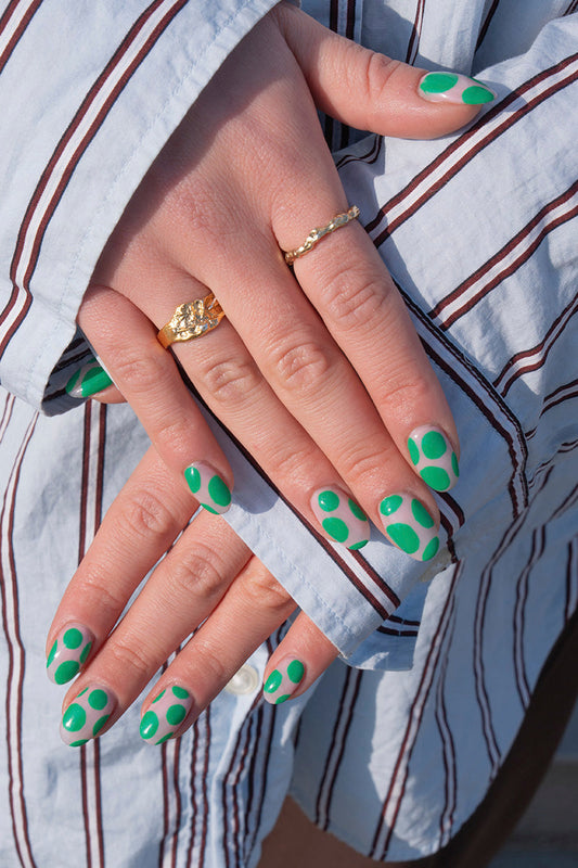Groovy Dots Look