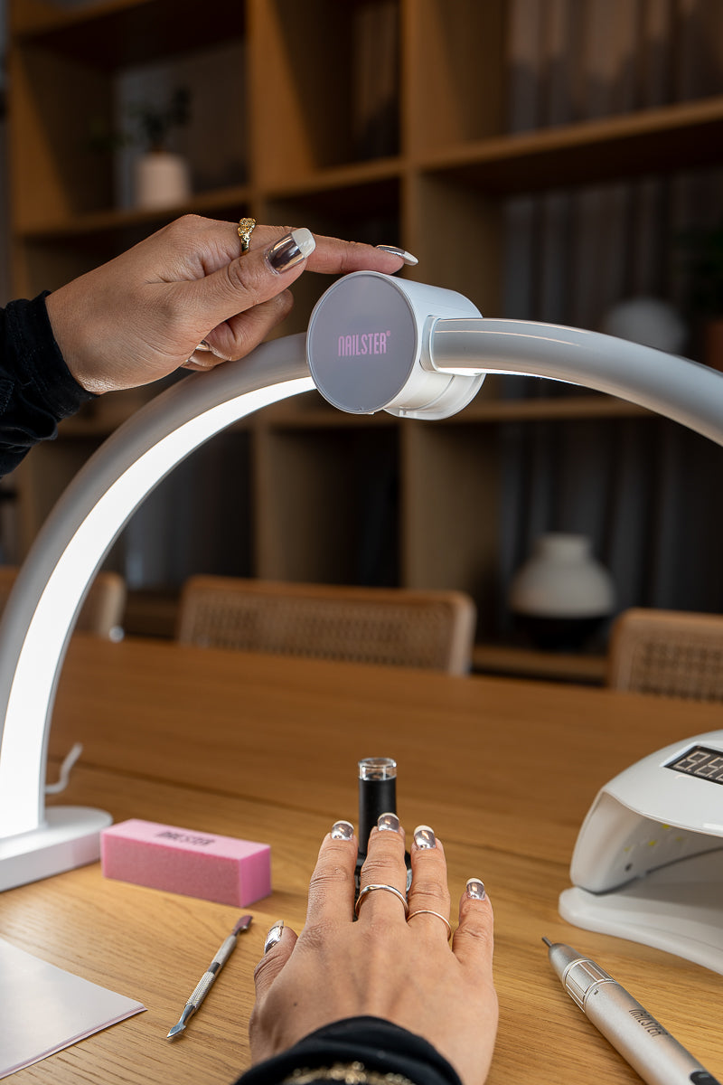 Curve LED Table Lamp