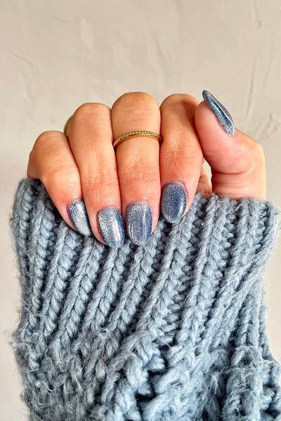 Blue Cat Eye  · 446 - Hand