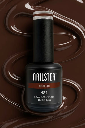 Chestnut Kiss · 484 | Nailster Denmark