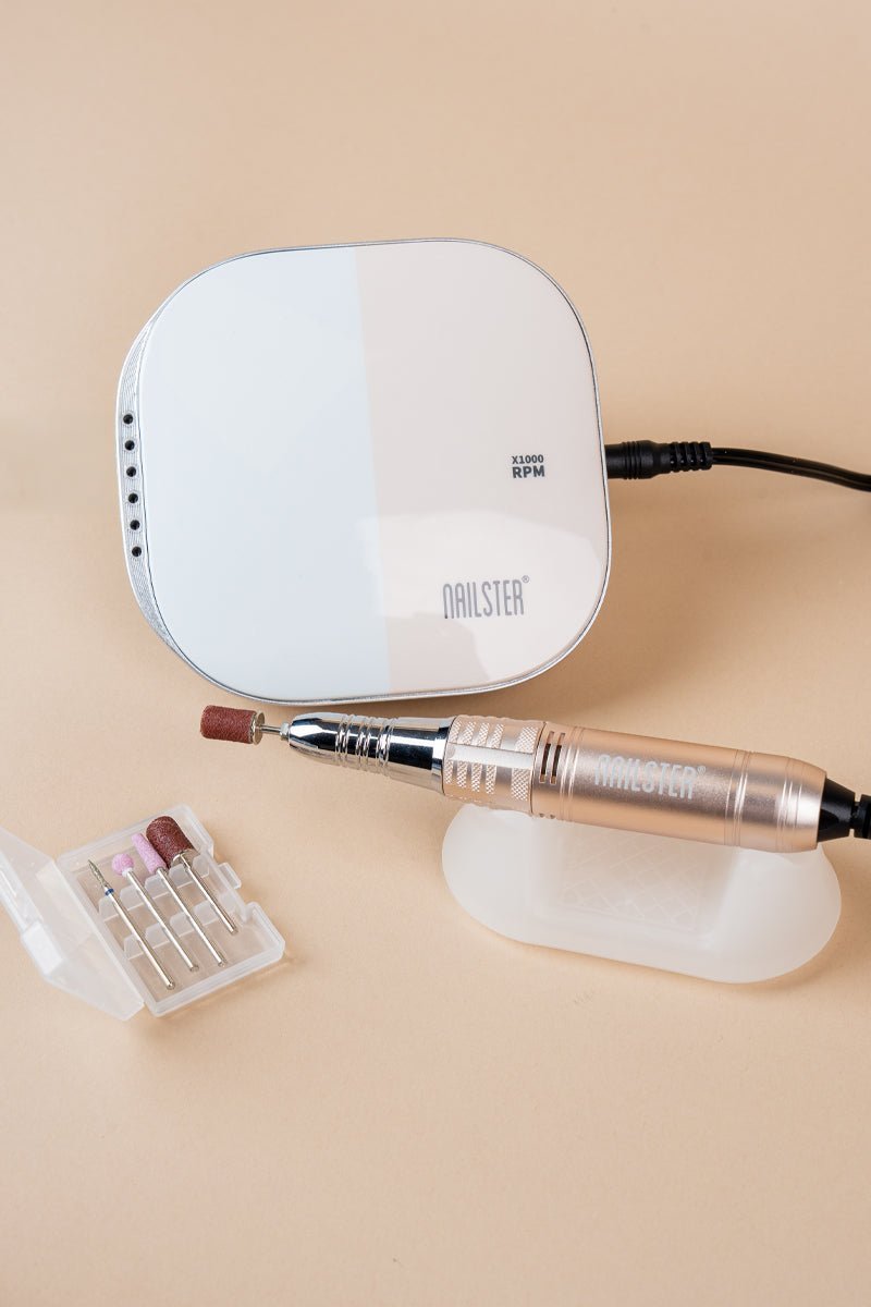 Elektrisk neglefil - inklusiv 4 bits | Nailster Denmark