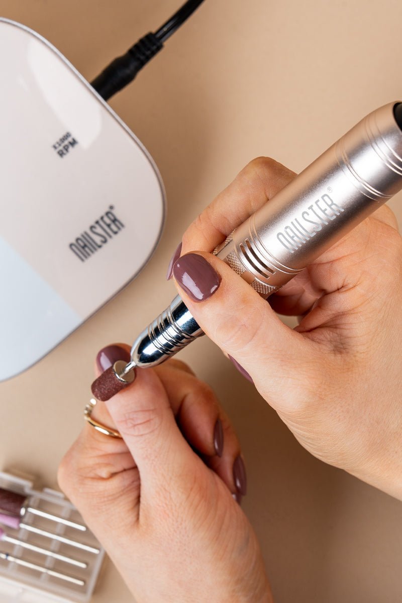 Elektrisk neglefil - inklusiv 4 bits | Nailster Denmark