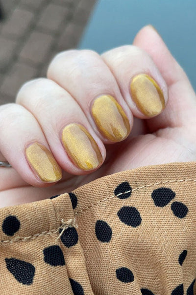 Golden Glow Cat Eye · 321 - Hand