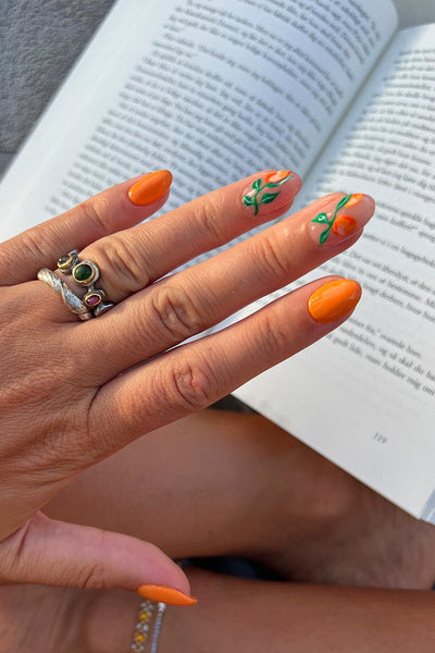 Newborn  · 291 - Hand