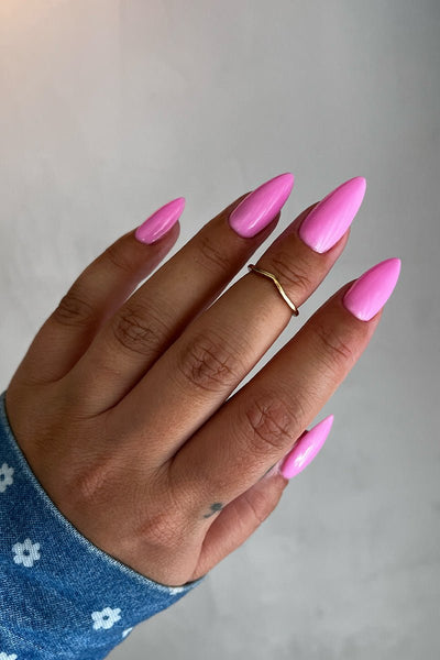 First Kiss · 422 - Hand