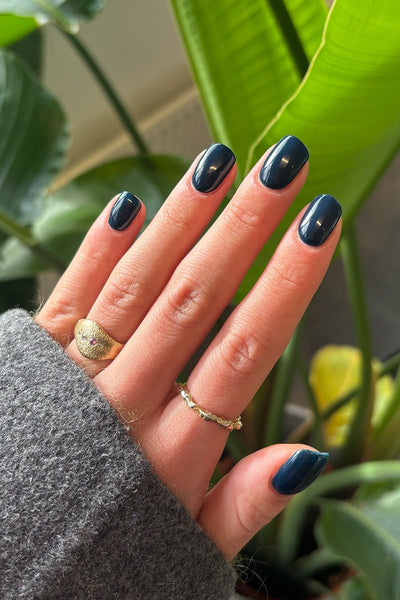 Sip of Noir · 513 - Alternate View