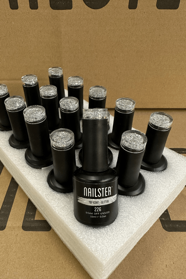 Top Coat Silver Flake · 226 | Nailster Denmark